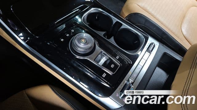 Kia Carnival 2021 — Фото 9/20