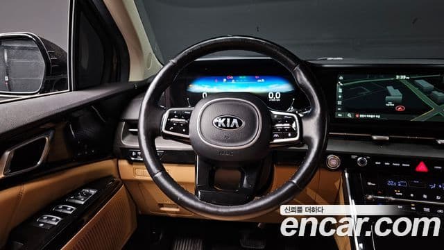 Kia Carnival 2021 — Фото 13/20