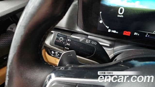 Kia Carnival 2021 — Фото 17/20