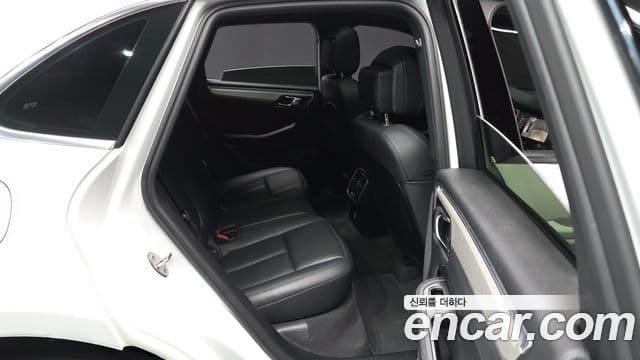 Porsche Macan 2022 — Şəkil 12/20