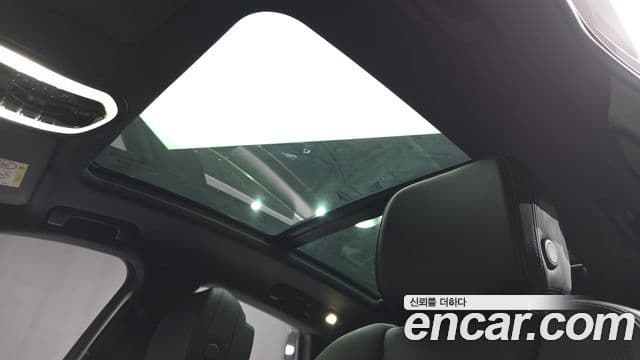 Porsche Macan 2022 — Şəkil 19/20