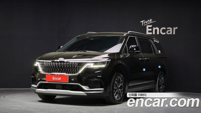 Kia Carnival 2021 — Фото 1/20