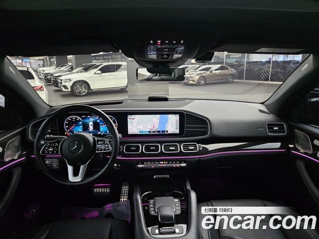 Mercedes-Benz GLE-Class 2022 — ფოტო 9/19