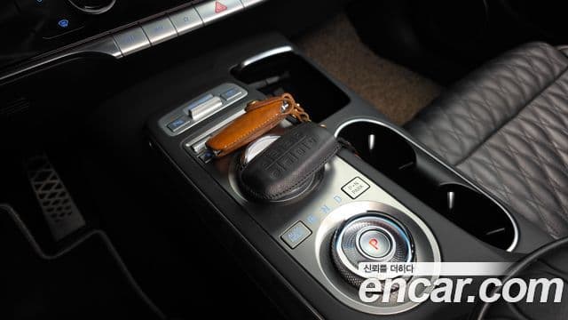 Genesis GV70 2021 — ფოტო 9/20