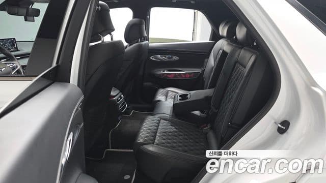 Genesis GV70 2021 — ფოტო 11/20