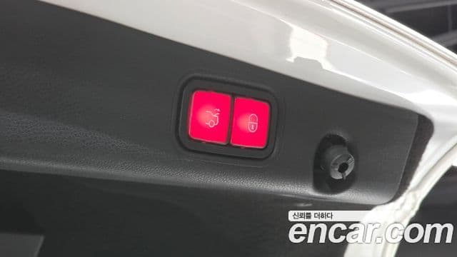 Mercedes-Benz E-Class 2018 — Şəkil 16/20