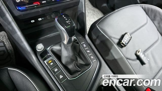 Volkswagen Tiguan Allspace 2022 — Şəkil 9/20