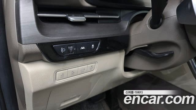 Kia Carnival 2020 — Şəkil 12/20