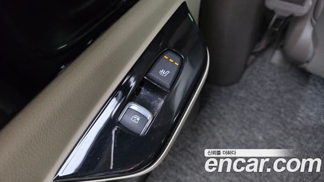 Kia Carnival 2020 — Şəkil 17/20