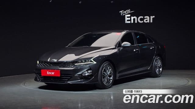 Kia K5 2021 — Şəkil 9/20