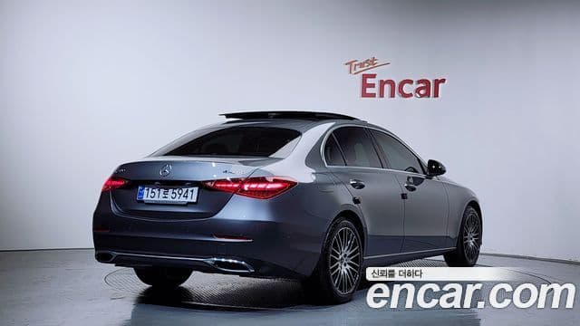 Mercedes-Benz C-Class 2022 — ფოტო 2/20