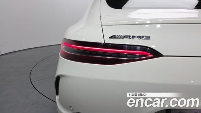 Mercedes-Benz AMG GT 2021 — Photo 1/31