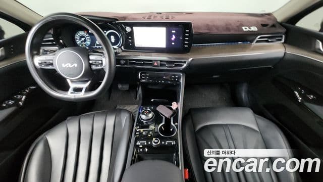 Kia K5 2022 — Şəkil 7/20