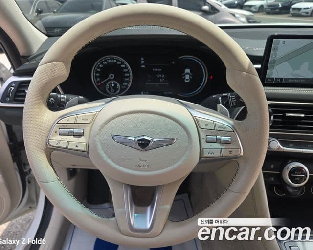 Genesis G70 2022 — ფოტო 19/20