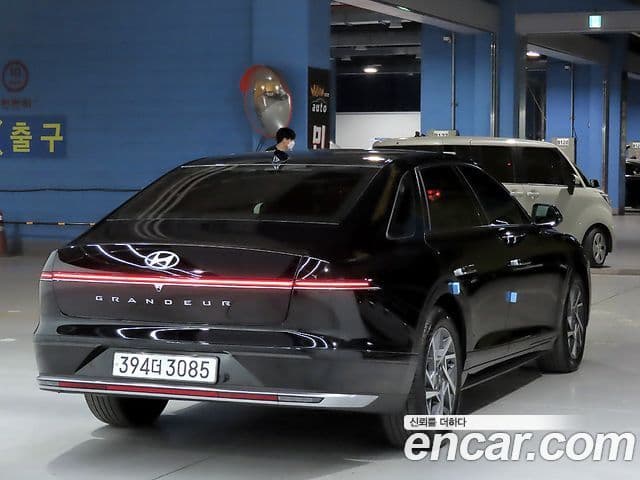 Hyundai Grandeur Hybrid 2024 — Photo 14/20
