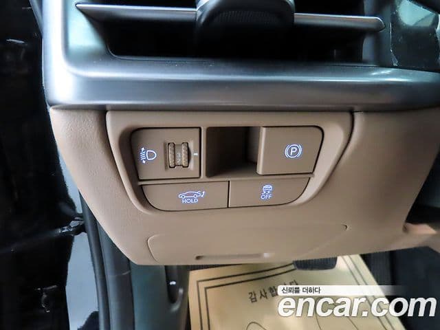 Hyundai Grandeur Hybrid 2024 — Photo 6/20