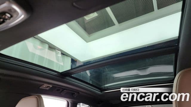 Volvo XC60 2021 — Şəkil 18/20
