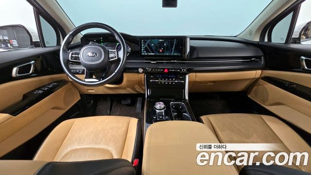 Kia Carnival 2021 — ფოტო 7/20