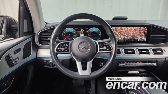 Mercedes-Benz GLE-Class 2020 — Şəkil 13/20