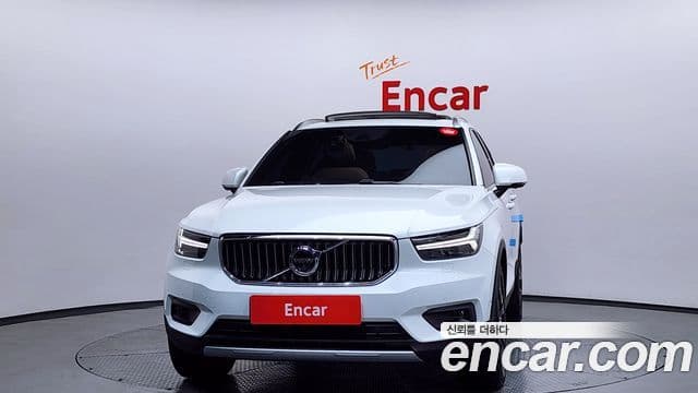 Volvo XC40 2021 — Şəkil 2/20