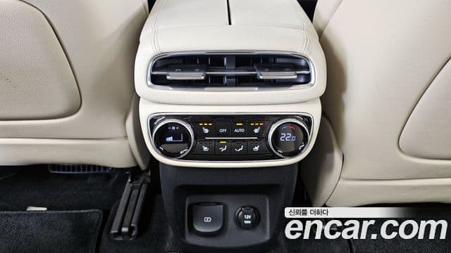 Genesis GV80 2022 — Şəkil 19/20