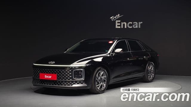 Hyundai Grandeur 2023 — ფოტო 1/20