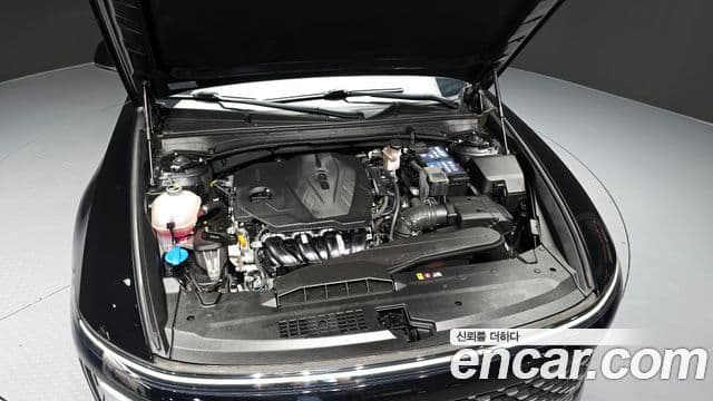 Hyundai Grandeur 2023 — ფოტო 6/20