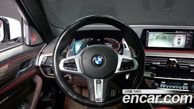 BMW 5 Series 2020 — Фото 13/20