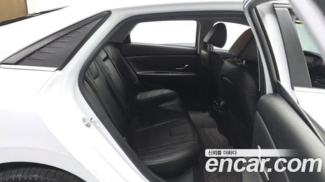 Hyundai Avante 2021 — Şəkil 12/20