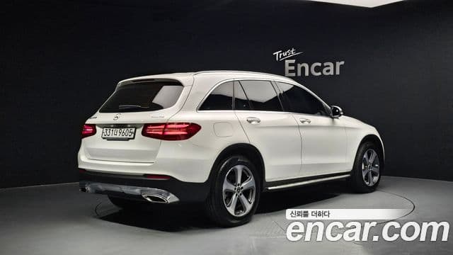 Mercedes-Benz GLC-Class 2019 — ფოტო 2/20