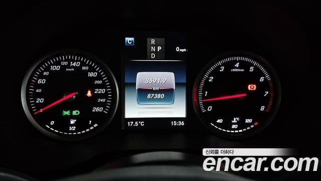 Mercedes-Benz GLC-Class 2019 — ფოტო 8/20