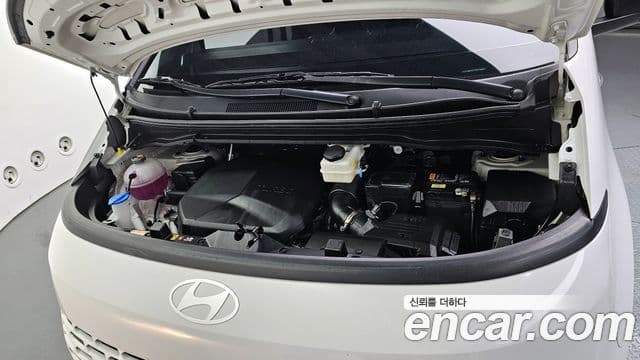 Hyundai Staria 2024 — ფოტო 6/20