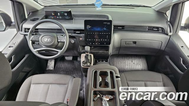 Hyundai Staria 2024 — ფოტო 7/20