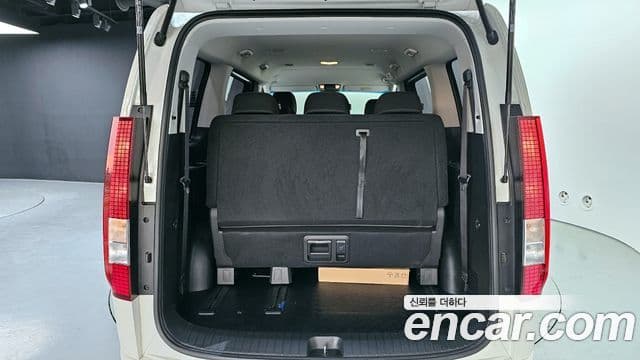 Hyundai Staria 2024 — фото 20 из 20