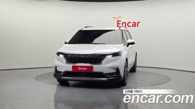 Kia Carnival 2023 — Фото 3/20