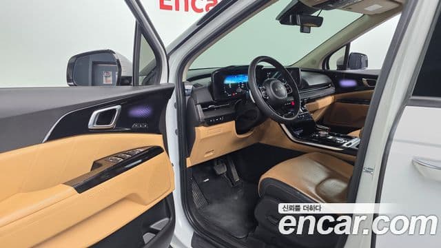 Kia Carnival 2023 — Фото 10/20