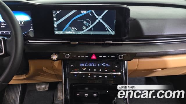 Kia Carnival 2023 — Фото 14/20