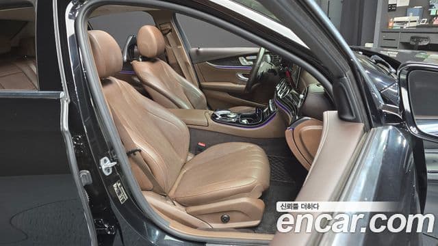 Mercedes-Benz E-Class 2020 — Şəkil 12/20