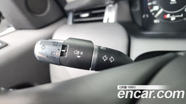 Land Rover Discovery Sport 2022 — Photo 14/36