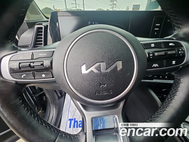 Kia Sportage 2023 — ფოტო 13/20