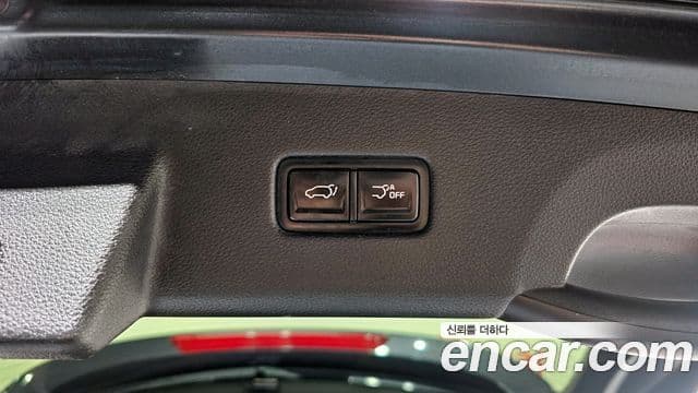 Kia Carnival 2020 — ფოტო 27/33