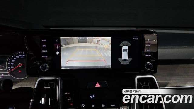 Kia Sorento 2021 — Фото 16/20