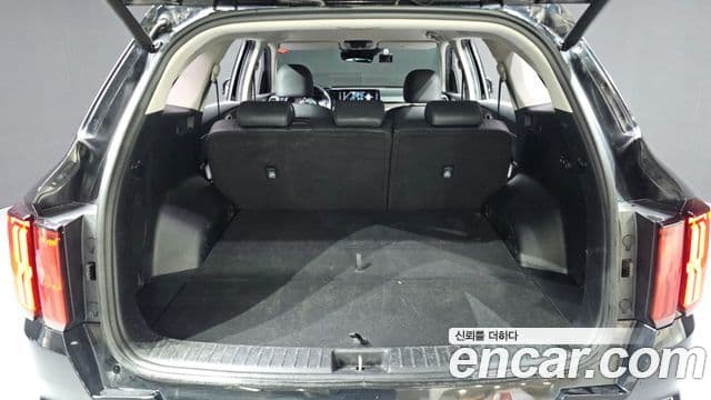 Kia Sorento 2021 — Фото 20/20
