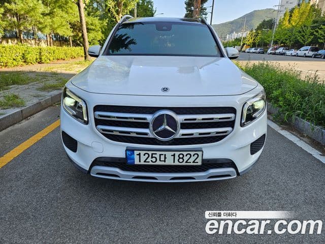 Mercedes-Benz GLB-Class 2021 — Photo 20/20