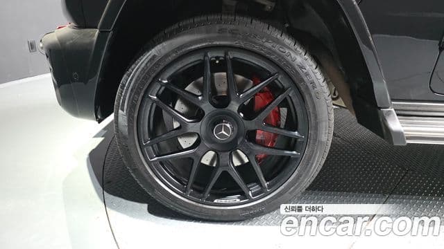 Mercedes-Benz G-Class 2019 — Photo 13/20