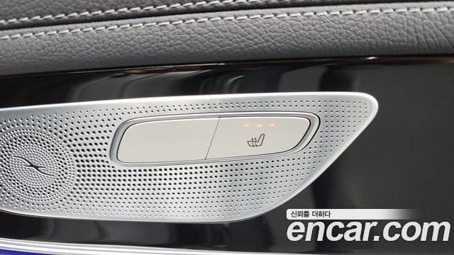 Mercedes-Benz AMG GT 2021 — Şəkil 38/39