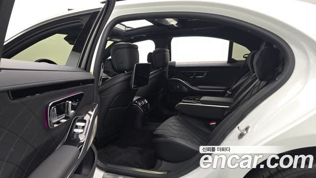 Mercedes-Benz S-Class 2024 — ფოტო 34/35