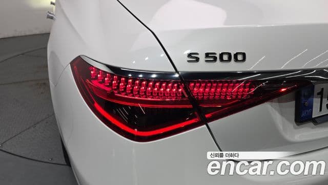 Mercedes-Benz S-Class 2024 — ფოტო 15/35
