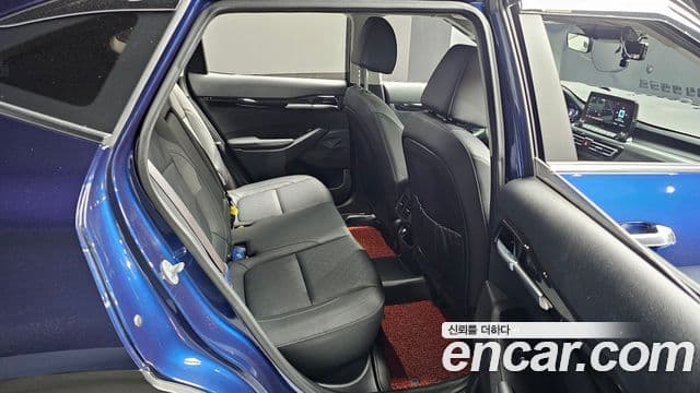 Kia Seltos 2021 — Şəkil 12/20