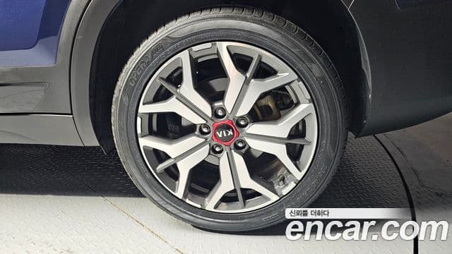 Kia Seltos 2021 — ფოტო 6/31
